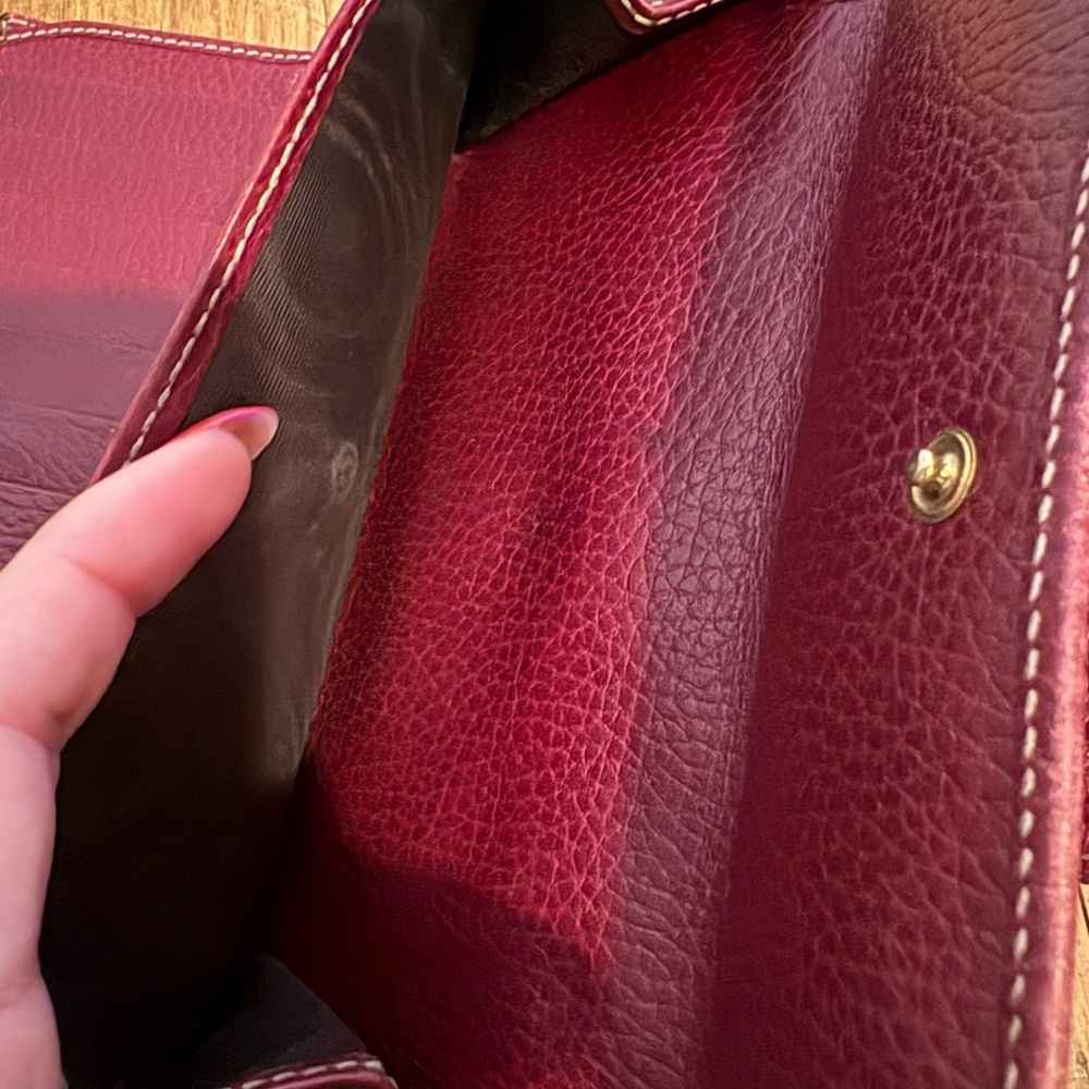Gucci Burgundy and Beige Wallet - Picture 9 of 9